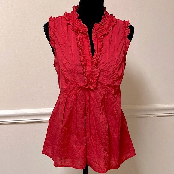 Ann Taylor LOFT NWOT Rose Petal Sleeveless Blouse With Ruffles - Picture 1 of 16